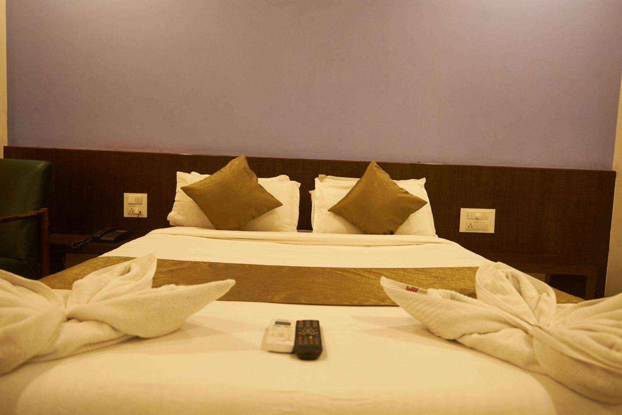 Hotel Pride Inn Shirdi Luaran gambar